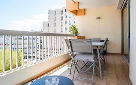 Superb Apartment Near The Port And The Sea